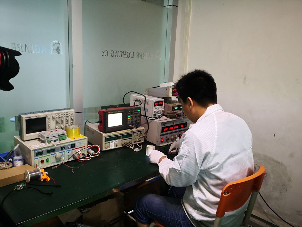 海博论坛光电的电子检测设备便于研发测试产品的电器性能